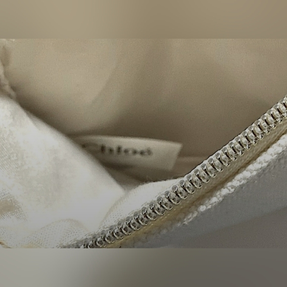 Chloe Parfum Canvase Pouch. "5 x 4". NEW IN BOX! - Picture 7 of 7